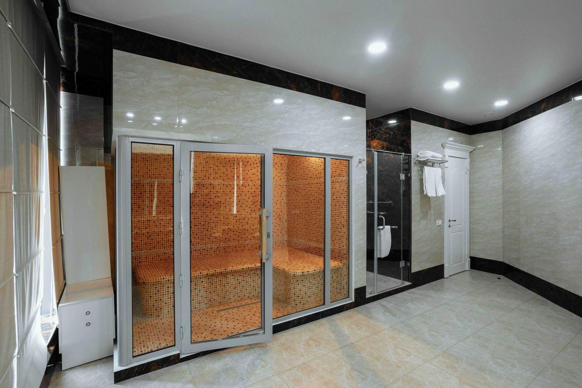 Ramada By Wyndham Shymkent Ξενοδοχείο Εξωτερικό φωτογραφία