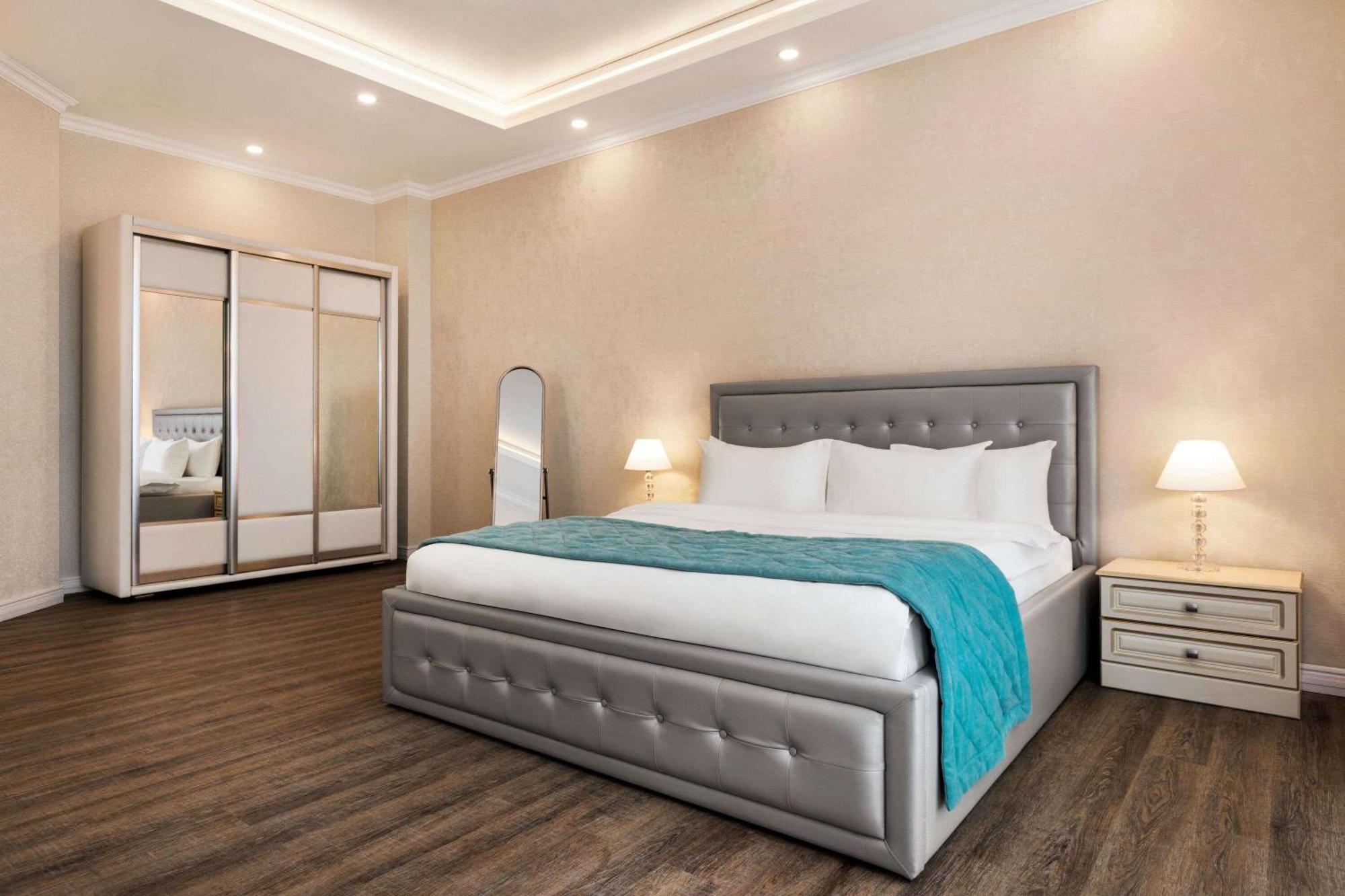 Ramada By Wyndham Shymkent Ξενοδοχείο Εξωτερικό φωτογραφία