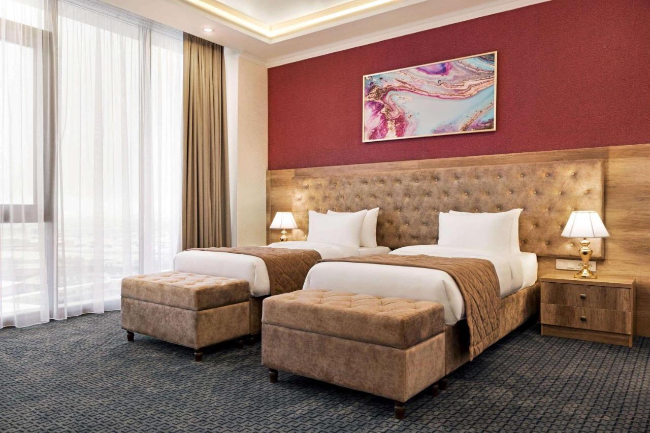 Ramada By Wyndham Shymkent Ξενοδοχείο Εξωτερικό φωτογραφία